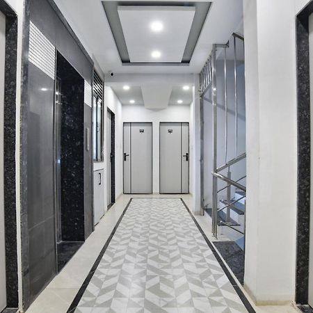 Fabhotel Dev'S Inn 印多尔 外观 照片