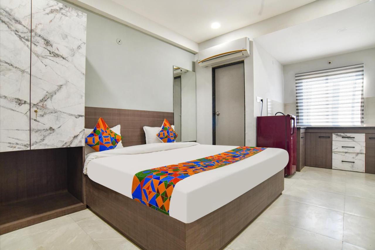 Fabhotel Dev'S Inn 印多尔 外观 照片