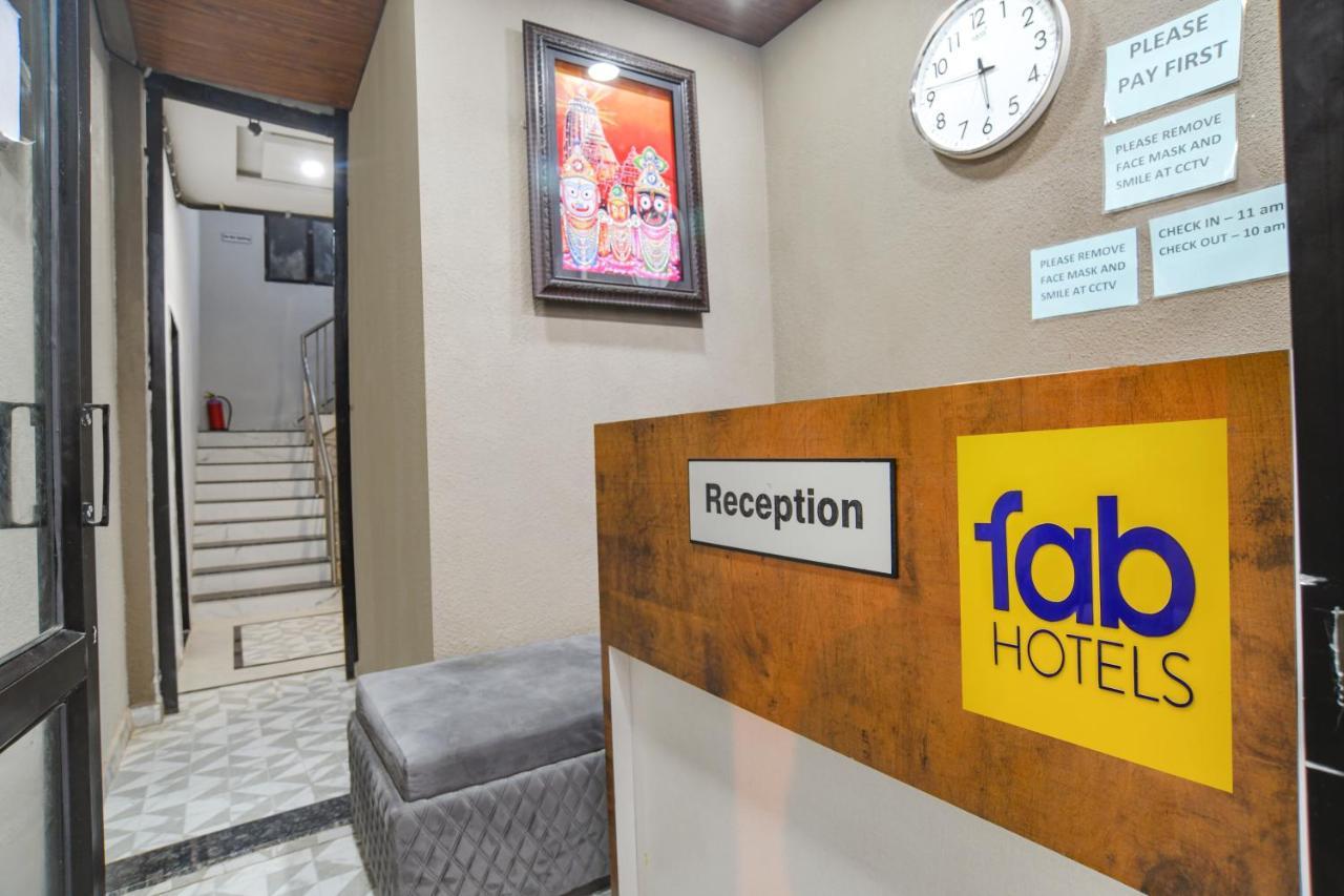 Fabhotel Dev'S Inn 印多尔 外观 照片