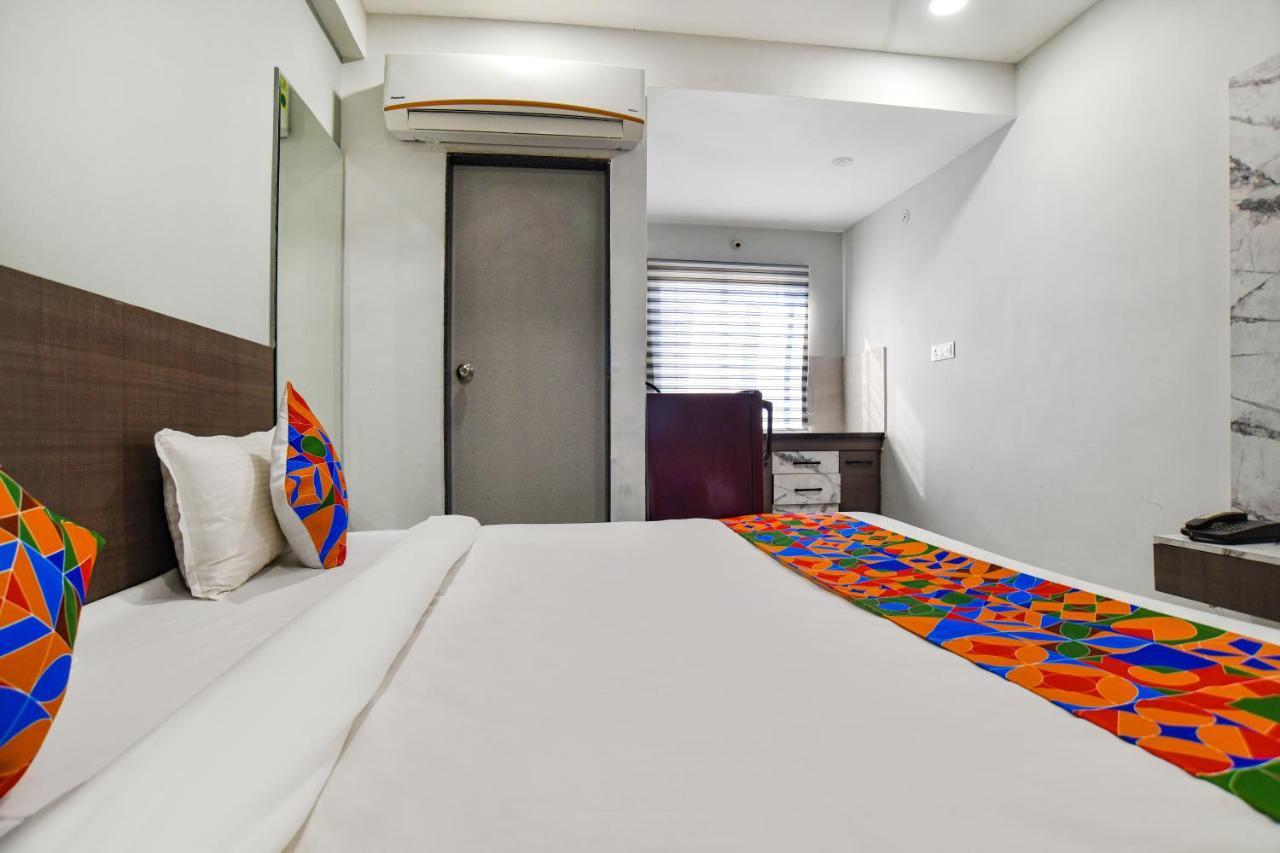 Fabhotel Dev'S Inn 印多尔 外观 照片